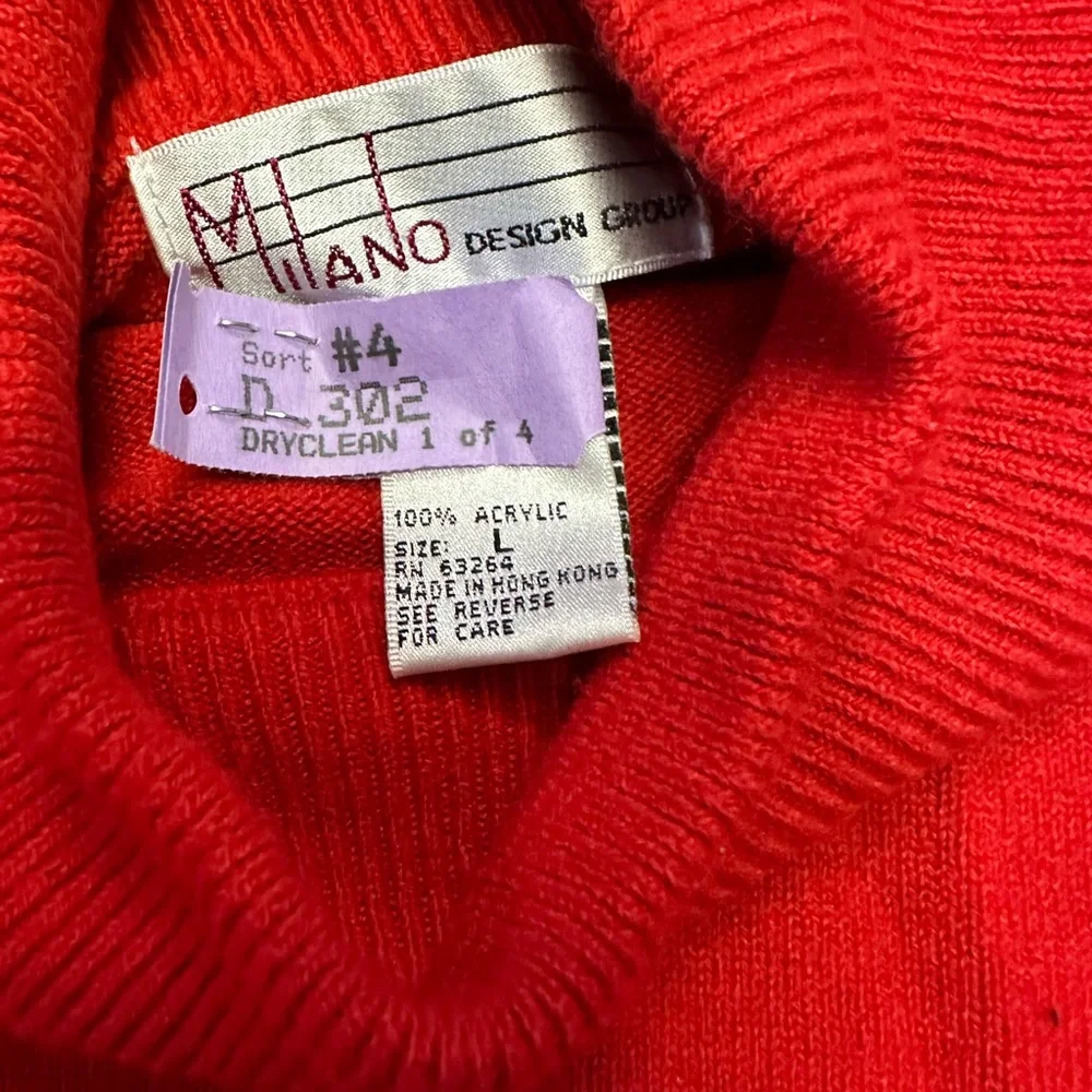 Milano Ladies Red Long Sleeve Turtleneck Sweater Size Large EUC Vintage